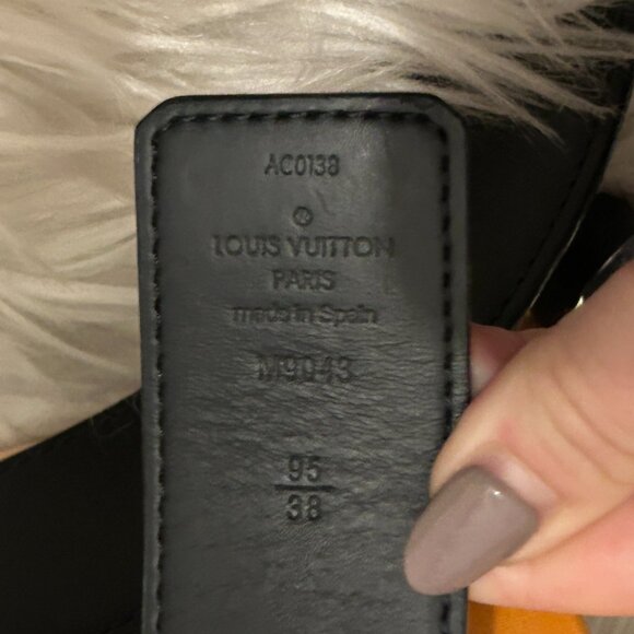 Louis Vuitton Initiales 40MM Reversible in Monogram Eclipse 95/38 with Box - Picture 3 of 4